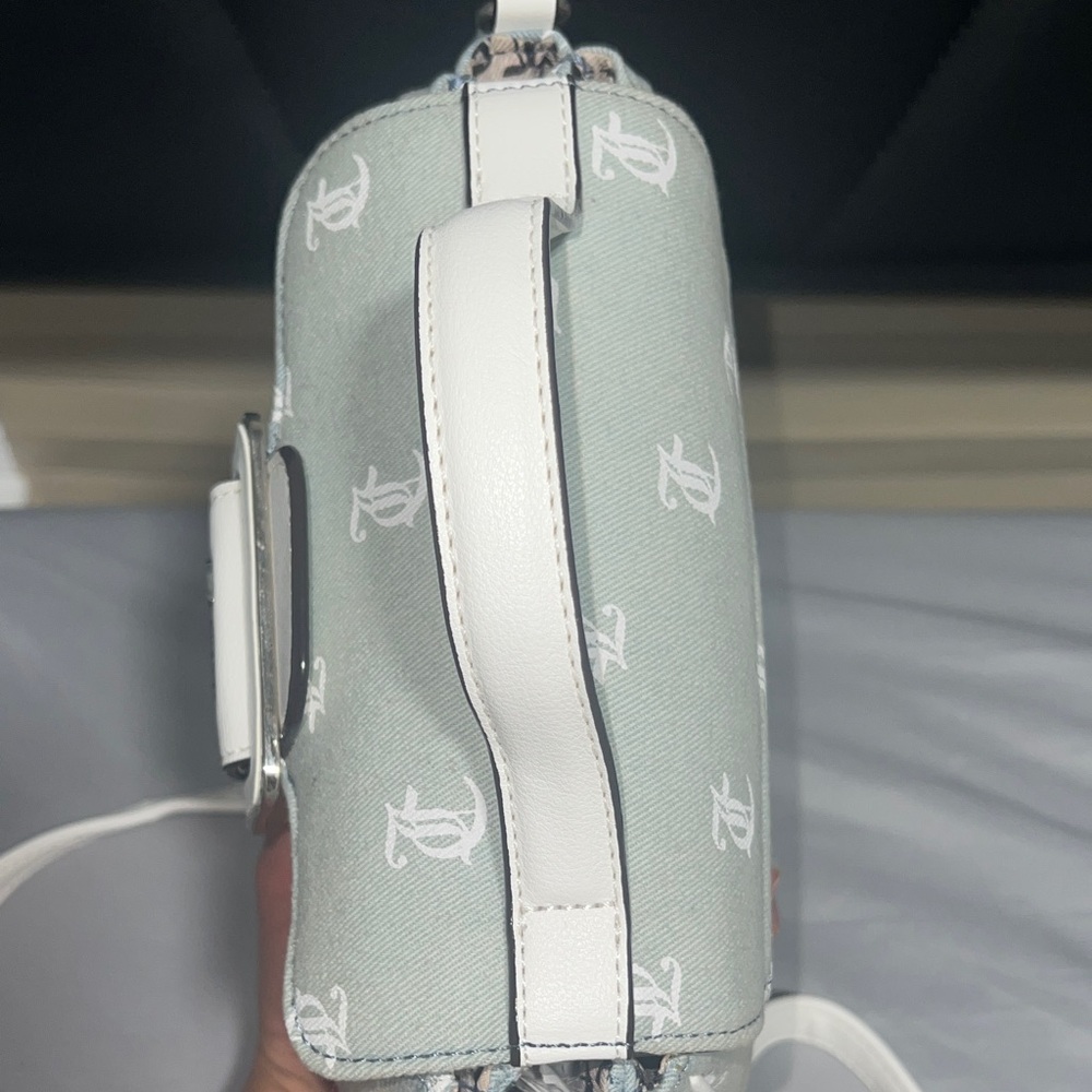 Juicy Couture White and Gray Crossbody Bag - Picture 11 of 11